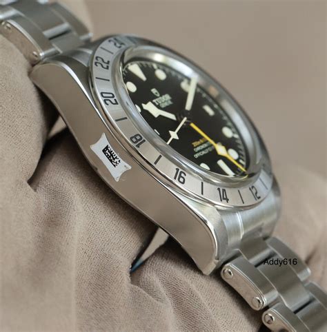 tudor black bay pro m79470-0001